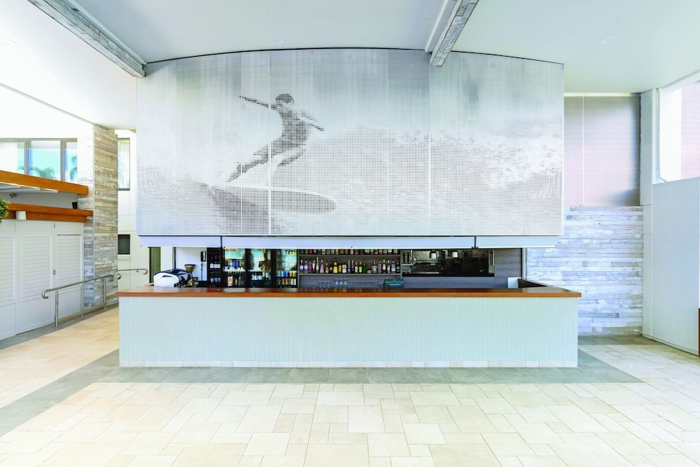 プールサイドバー