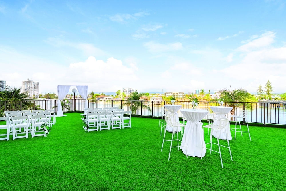 屋外バンケット スペース