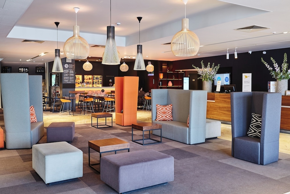 ロビー応接スペース