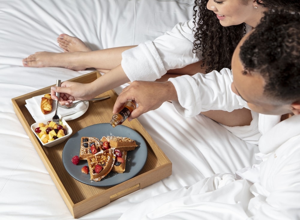 客室内のダイニングエリア