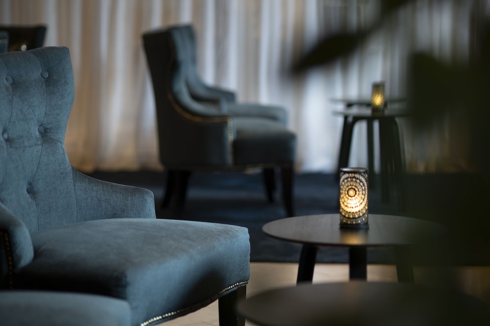 ロビーラウンジ