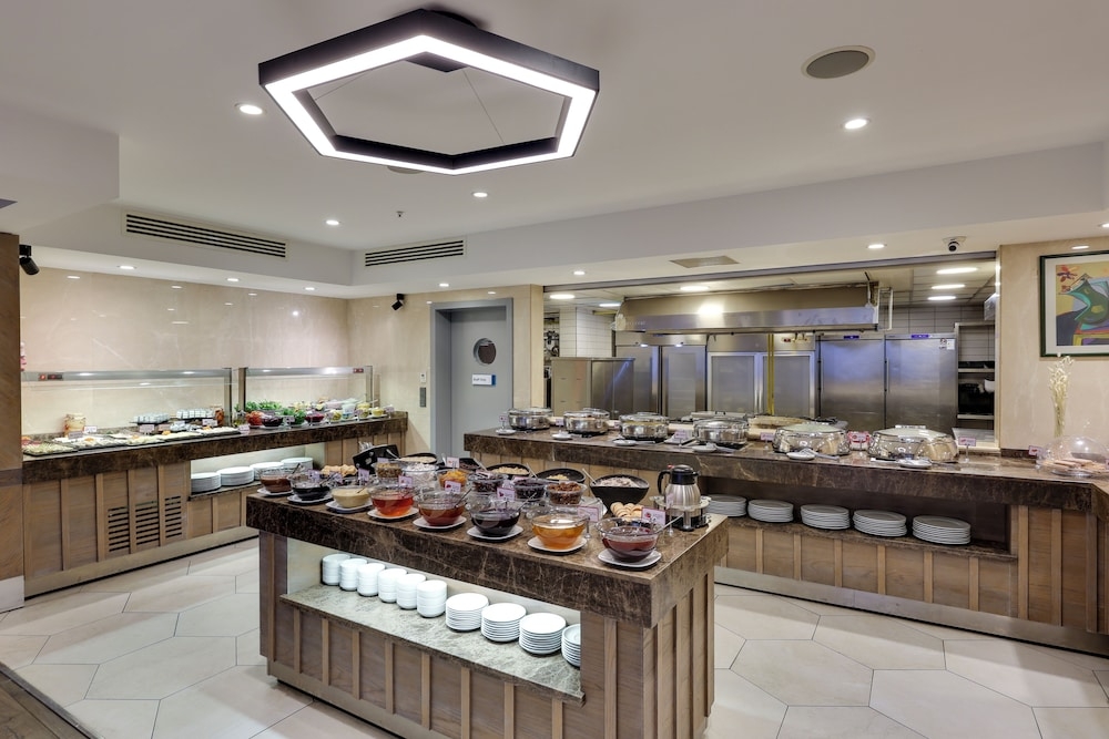 朝食ビュッフェ