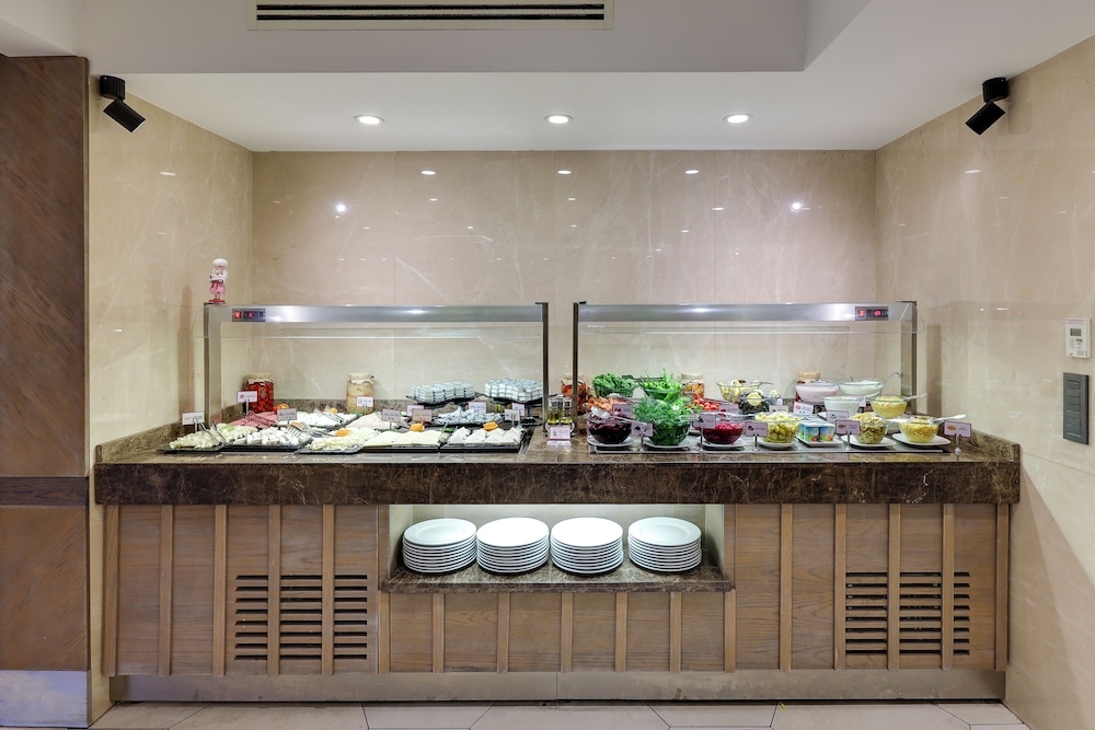 朝食ビュッフェ