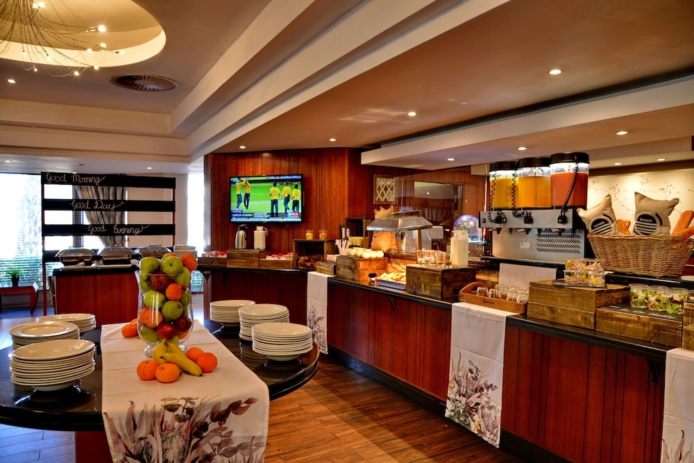 朝食ビュッフェ