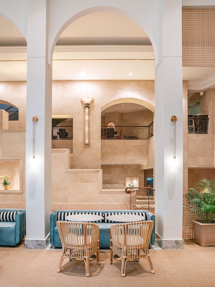 ロビー応接スペース