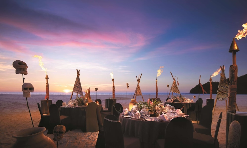 屋外バンケット スペース