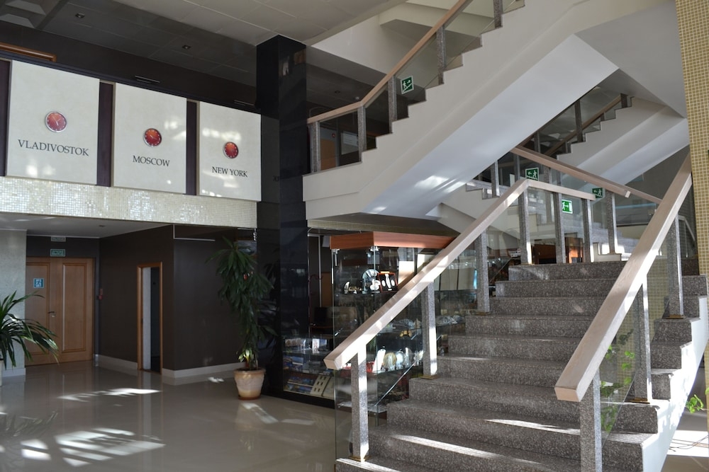 内部エントランス