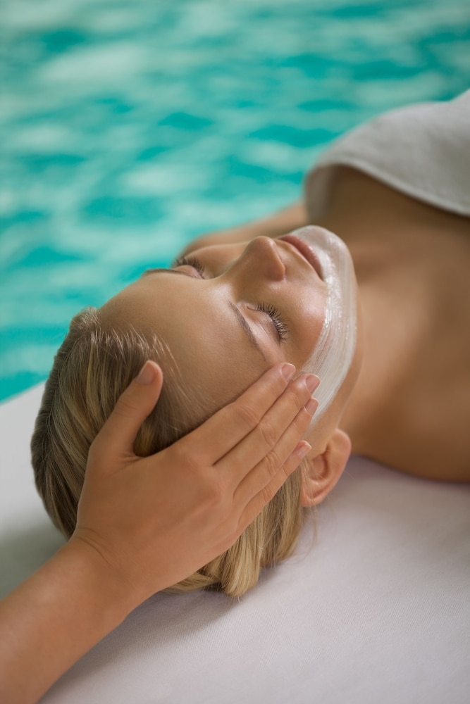 フェイシャル トリートメント