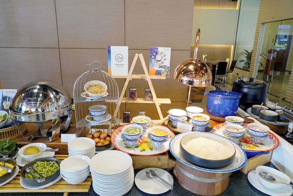 朝食ビュッフェ