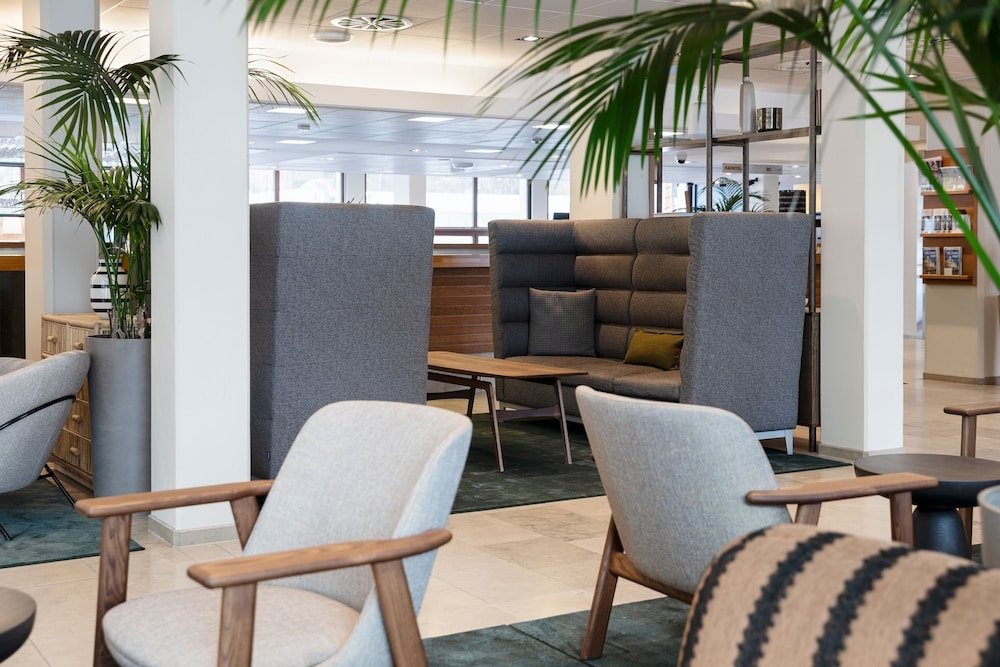 ロビー応接スペース