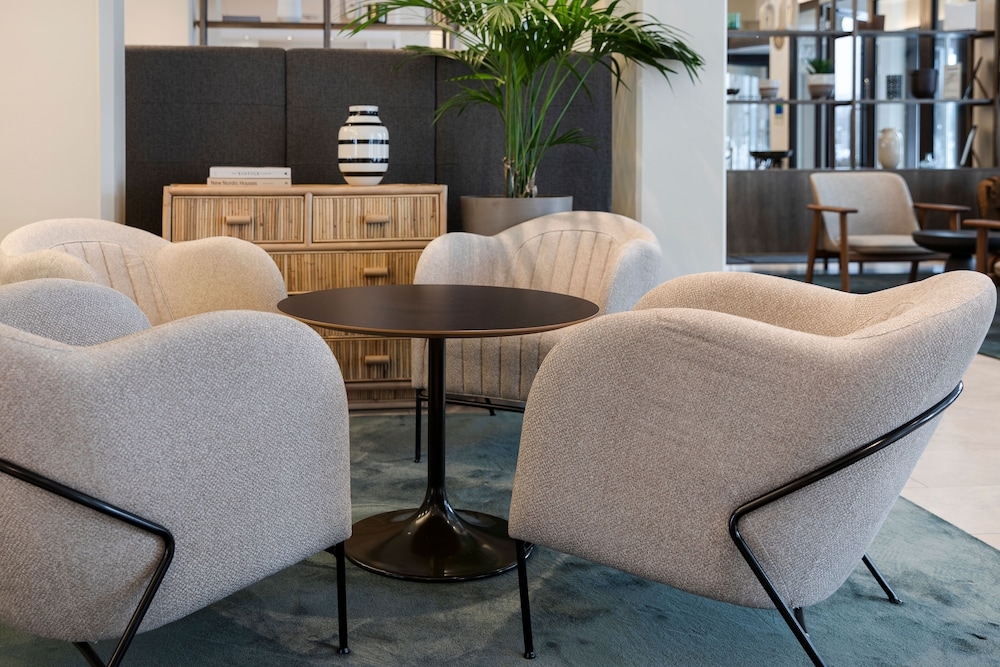 ロビーラウンジ