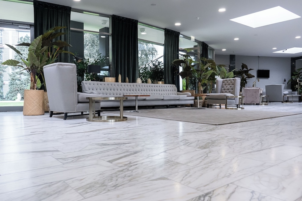 ロビー応接スペース