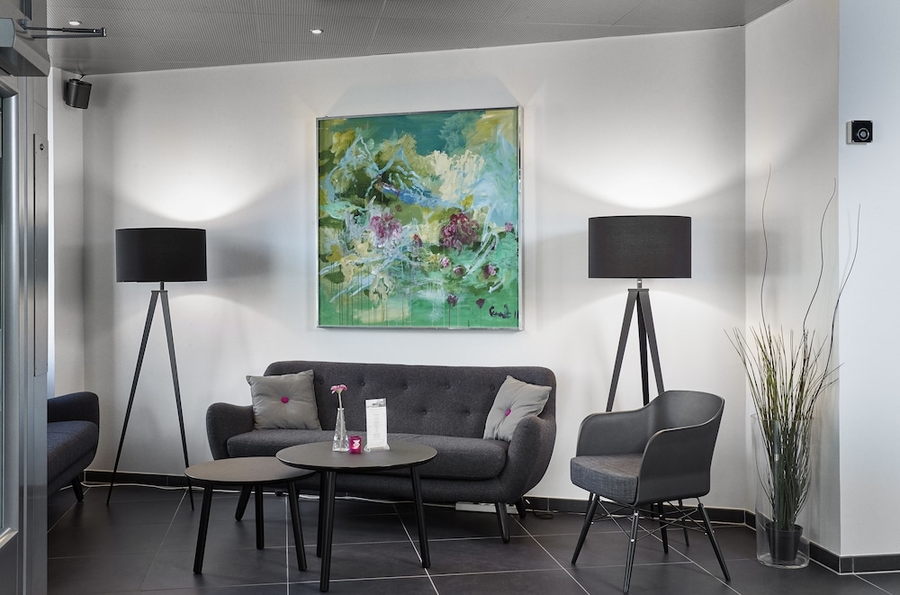 ロビー応接スペース