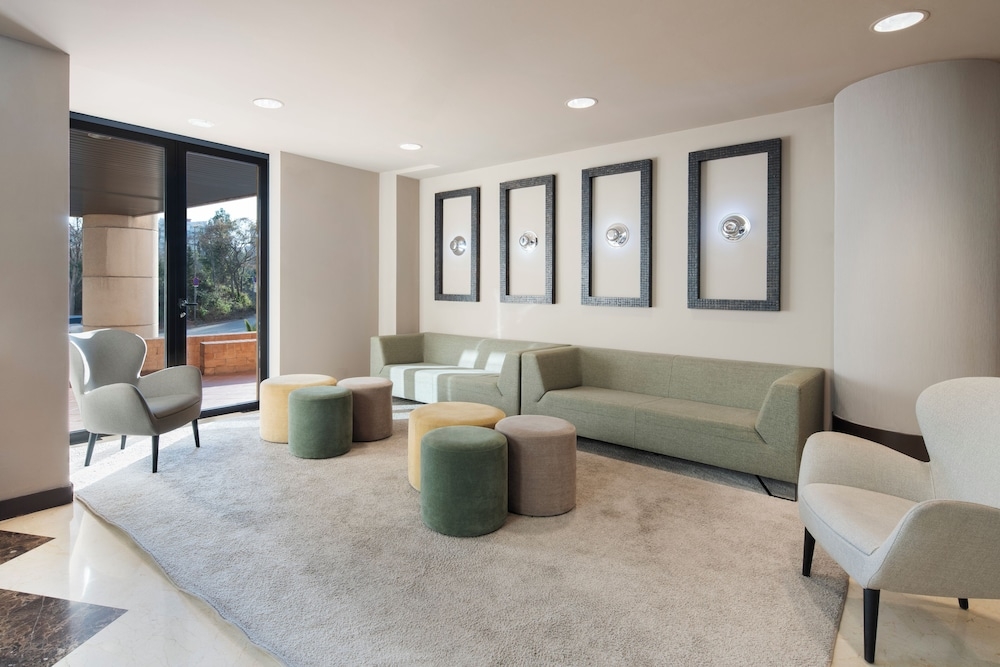 ロビー応接スペース