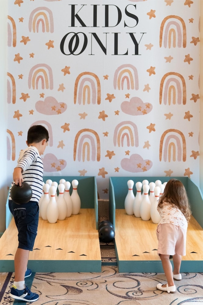 子供用の遊び場 - 屋内