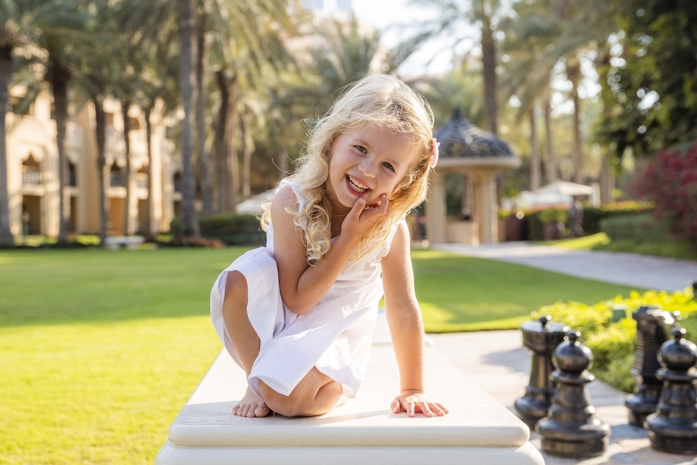 子供用の遊び場 - 屋外