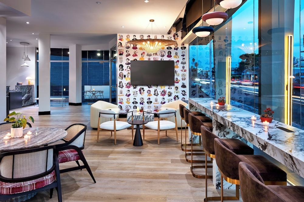 ロビー応接スペース