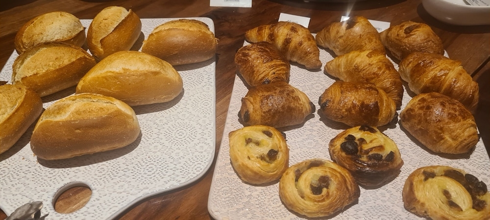 朝食ビュッフェ