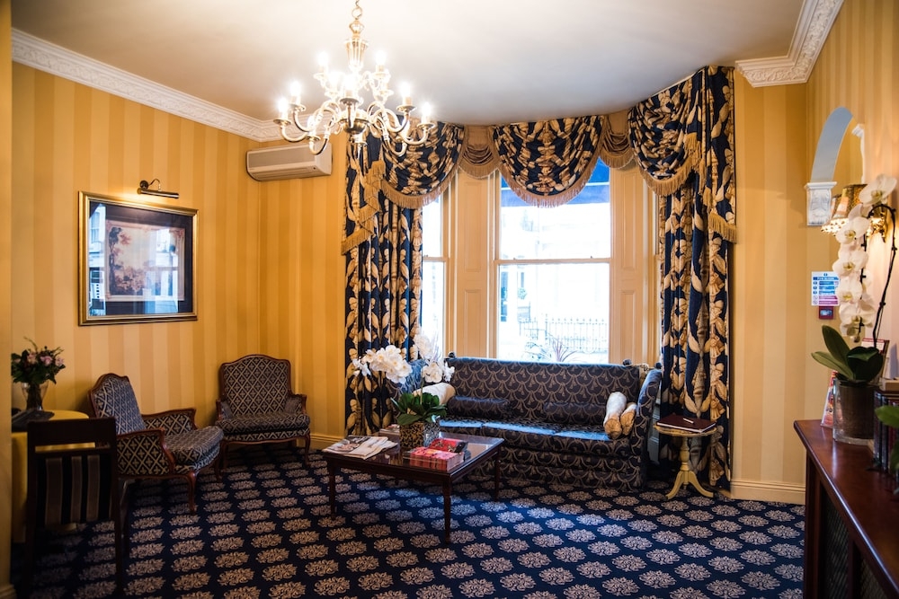 ロビー応接スペース