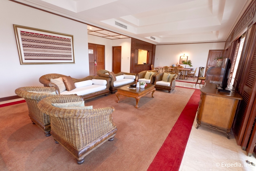 ロビーラウンジ