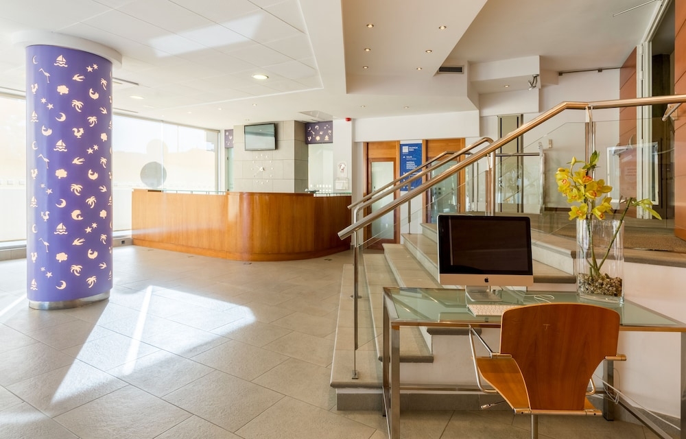 レセプション ホール