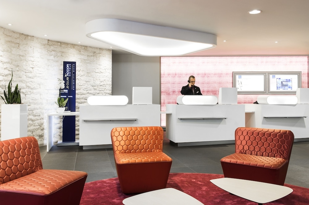 ロビーラウンジ