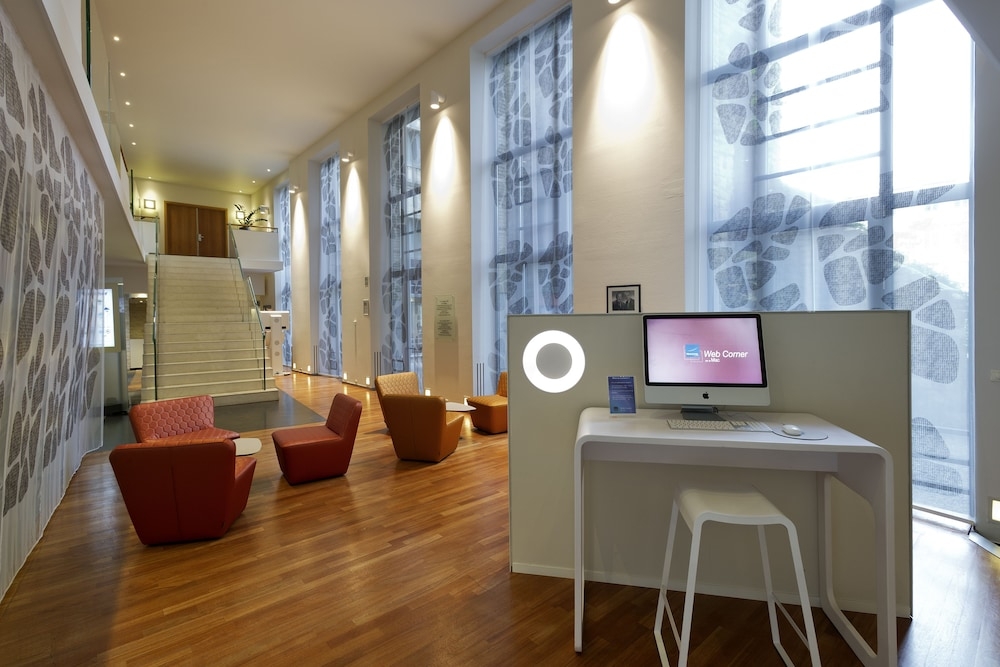 内部エントランス