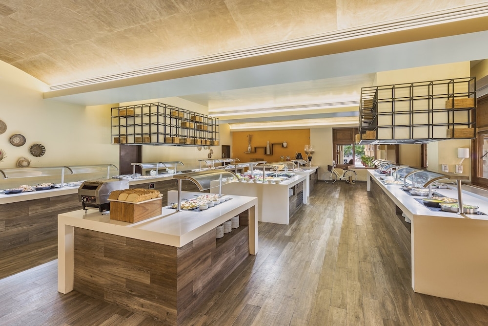 朝食ビュッフェ