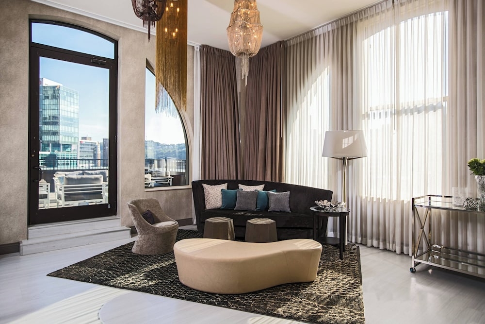 リビングルーム