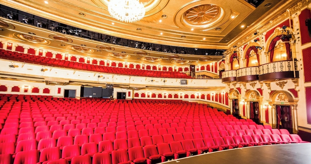 シアター ショー