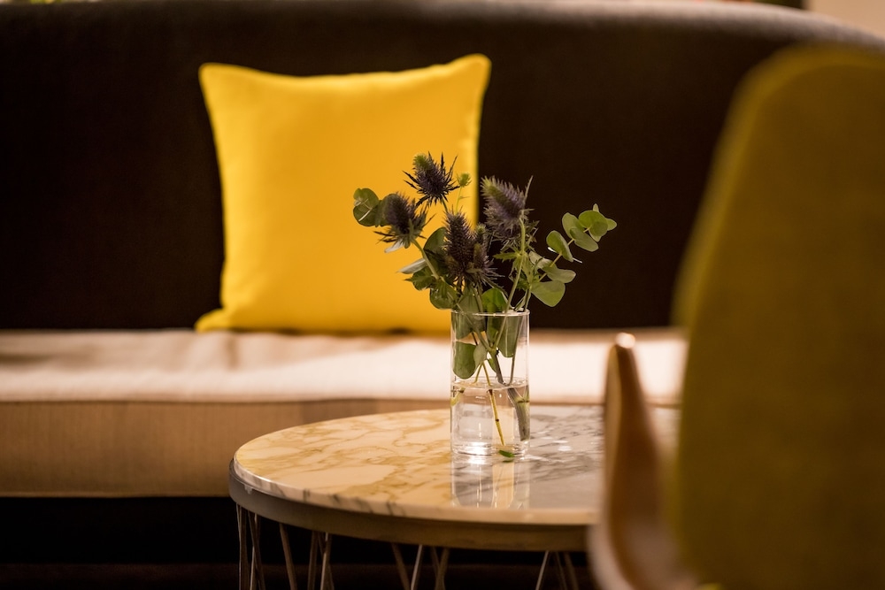 ロビー応接スペース