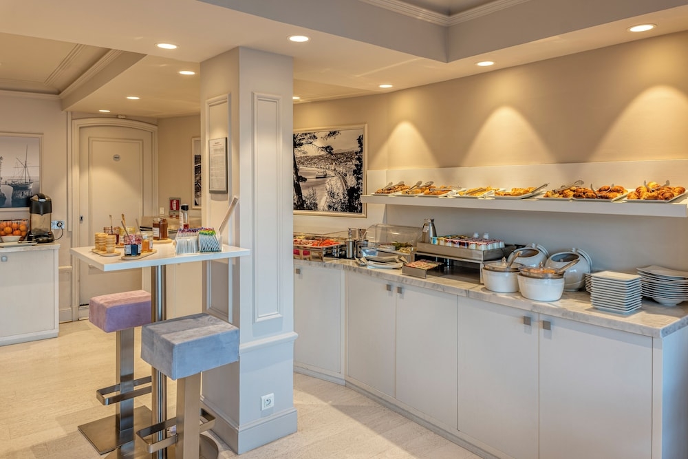 朝食ビュッフェ