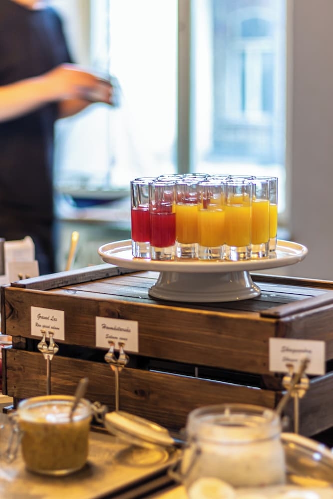 朝食ビュッフェ