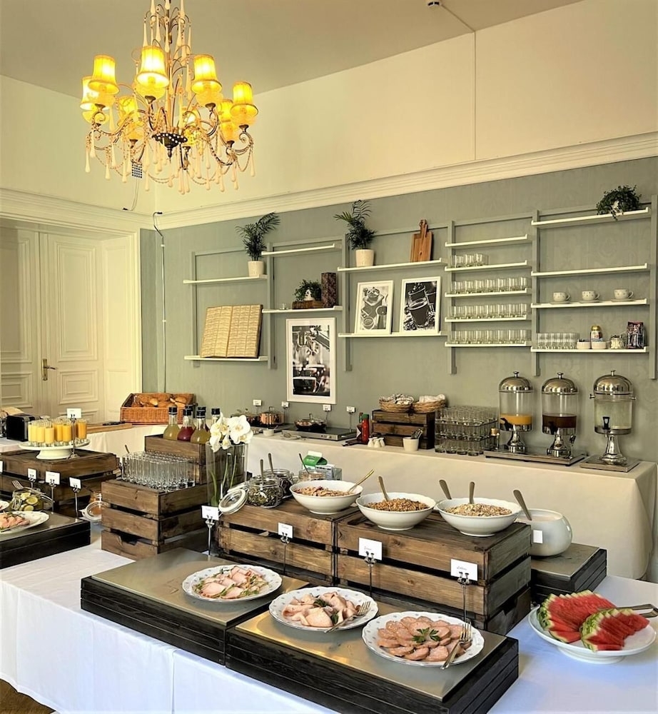 朝食ビュッフェ