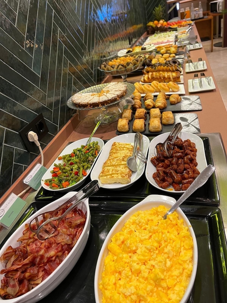 朝食ビュッフェ