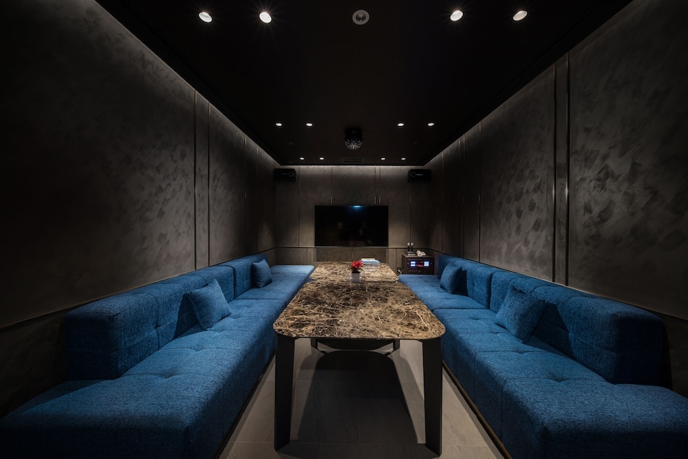 カラオケ ルーム