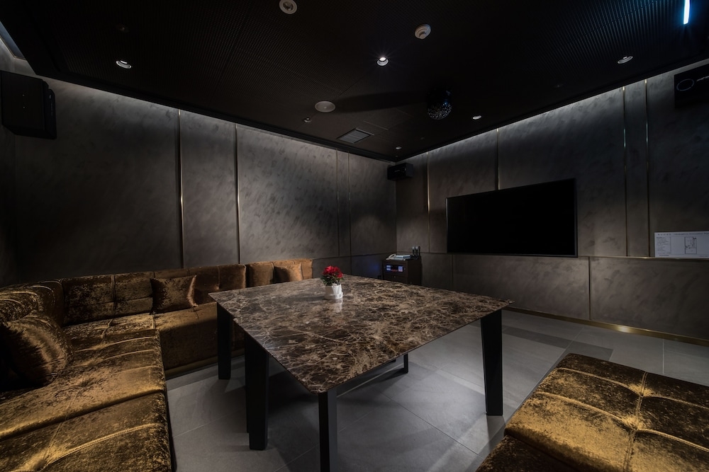 カラオケ ルーム