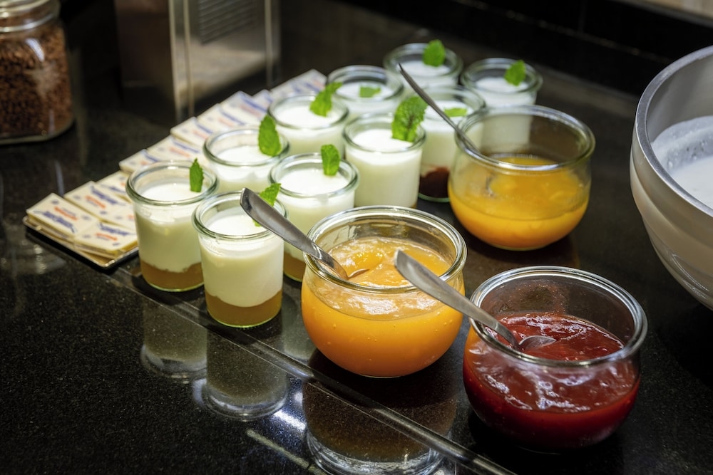 朝食ビュッフェ