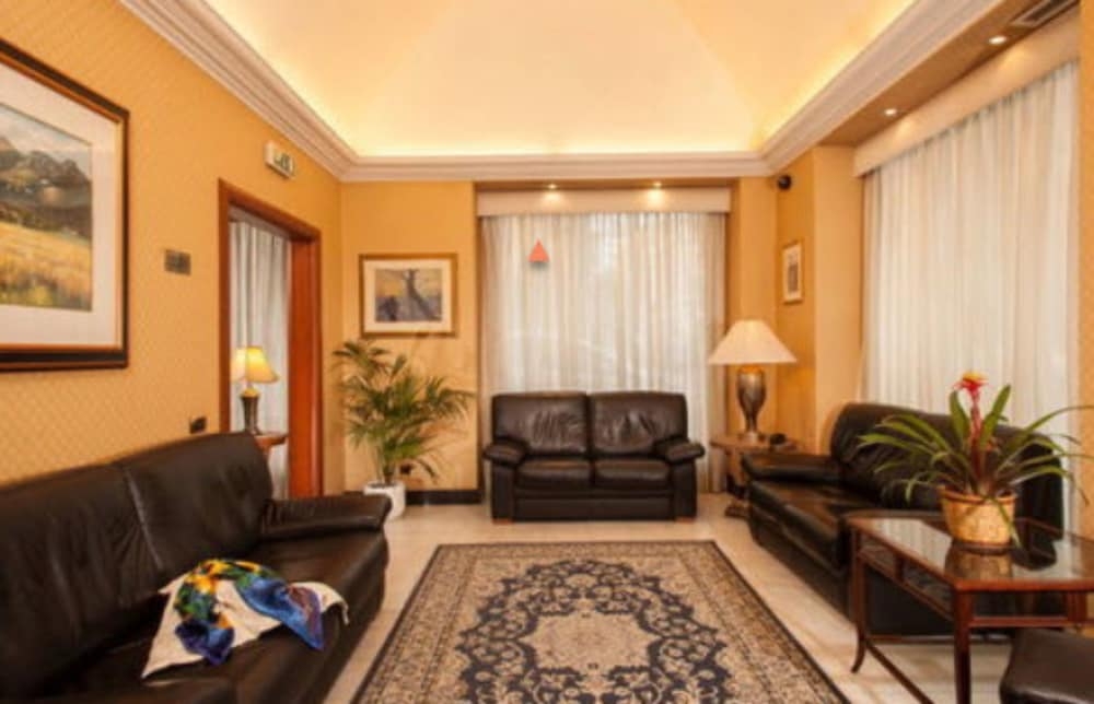 ロビー応接スペース