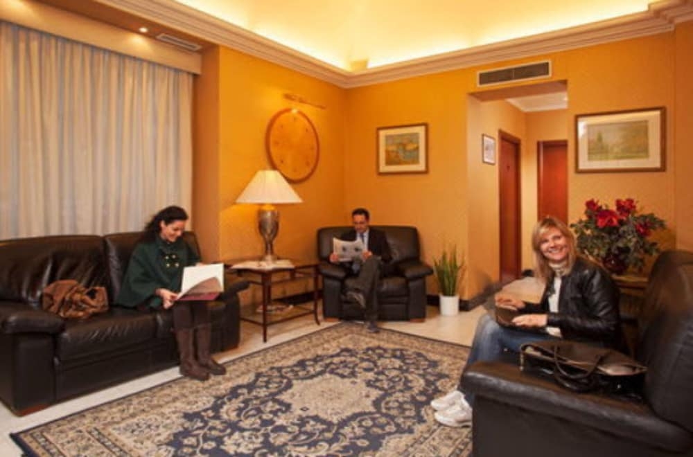 ロビー応接スペース