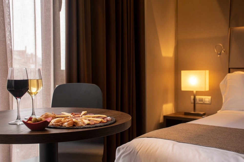 客室内のダイニングエリア