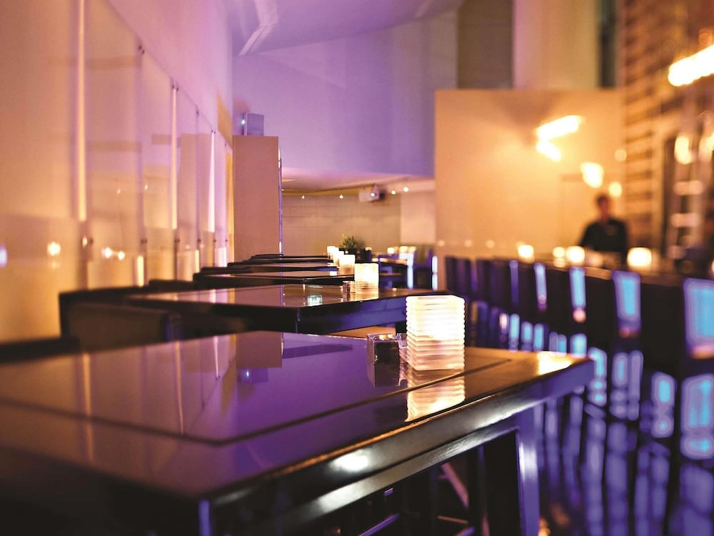 バー (施設内)