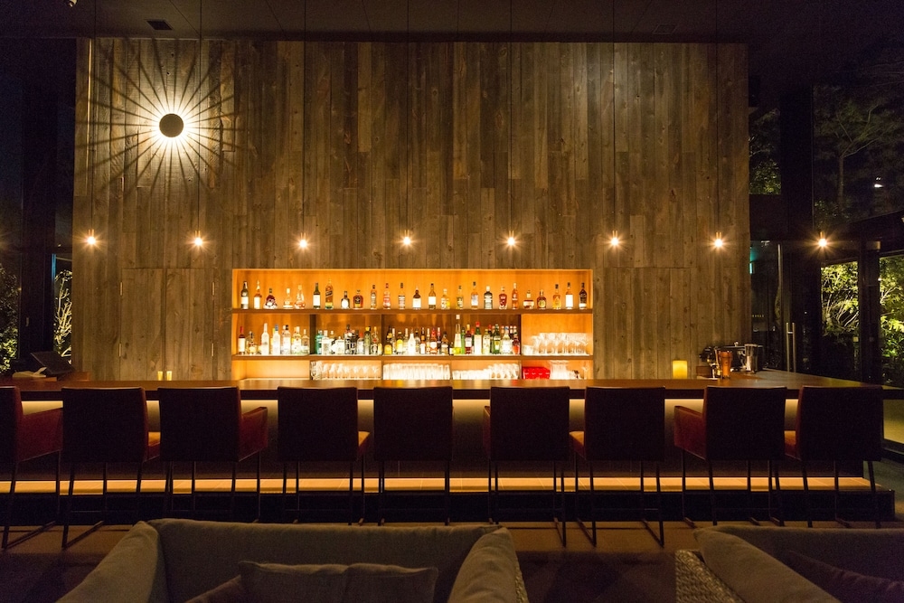 プールサイドバー