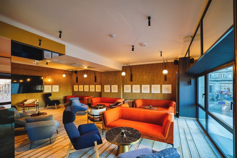 ロビーラウンジ