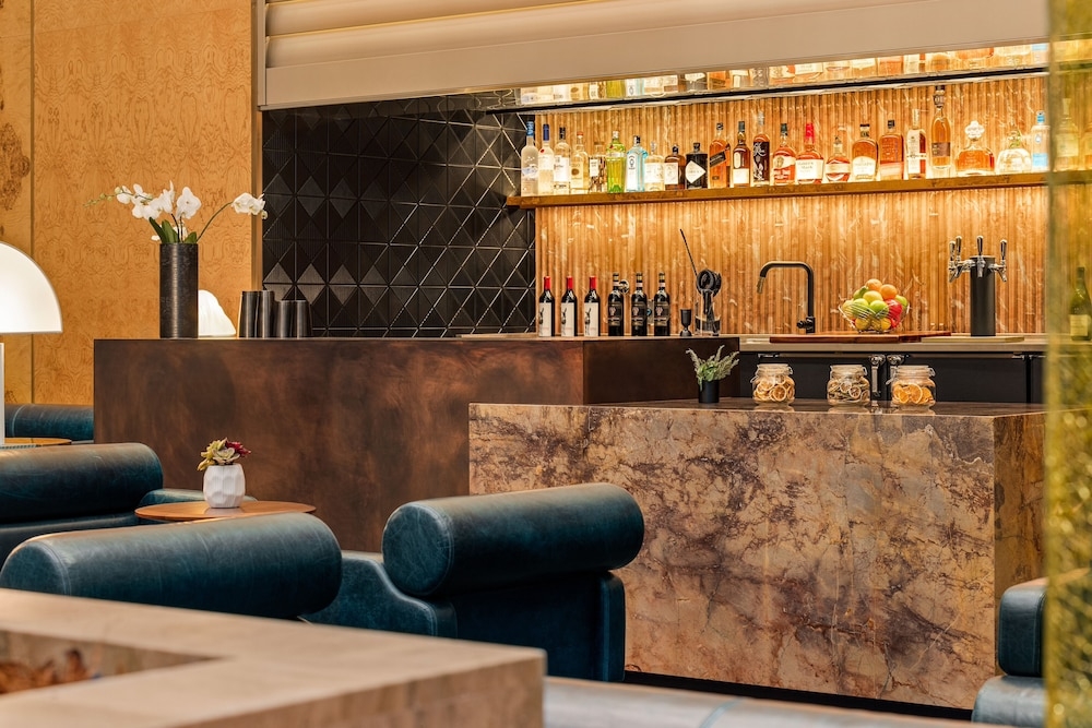 ロビーラウンジ