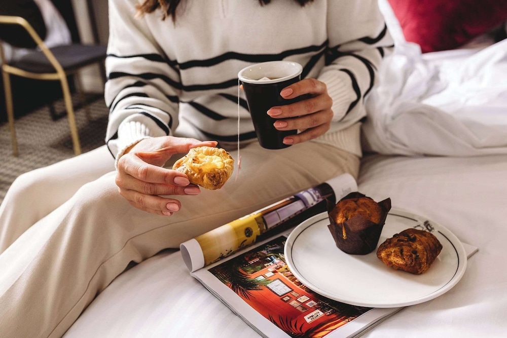 客室内のダイニングエリア