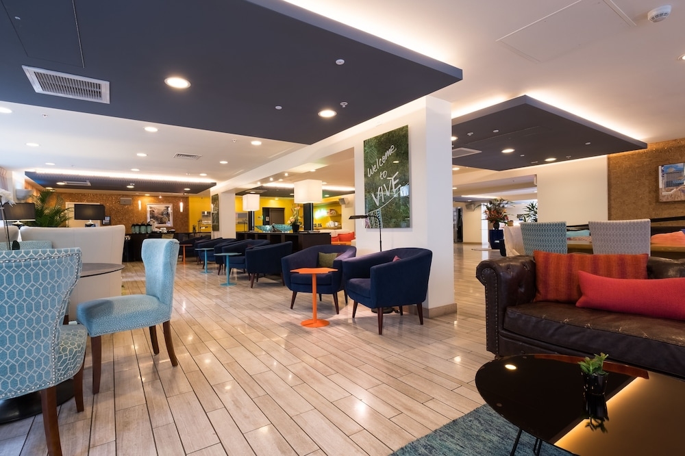 ロビー応接スペース