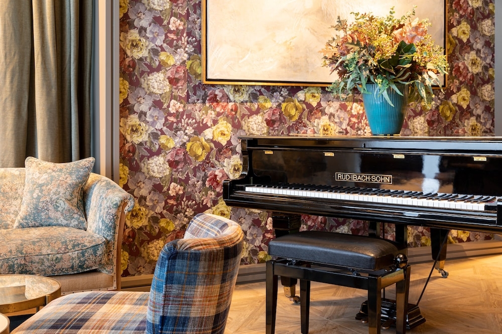 ロビー応接スペース