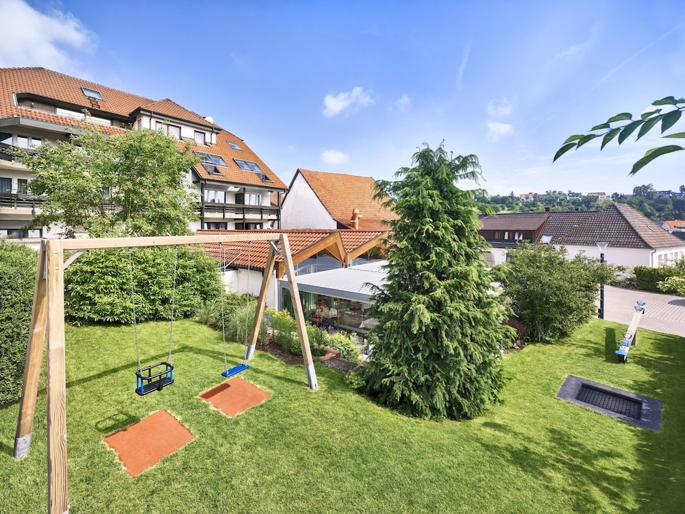 子供用の遊び場 - 屋外