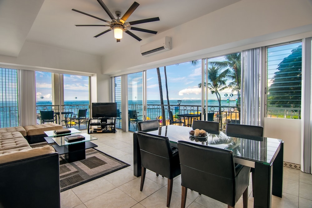 リビング エリア